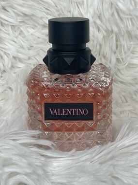 BORN IN ROMA DONNA EAU DE PARFUM 1.7oz